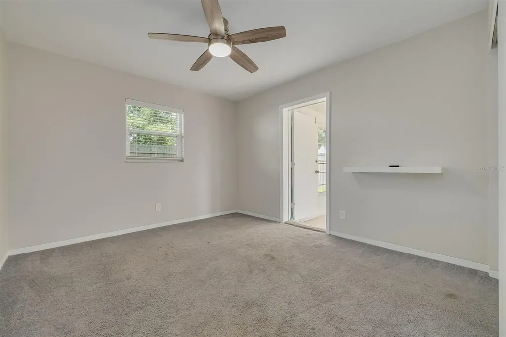 5621 16th Avenue N St Petersburg FL 33710