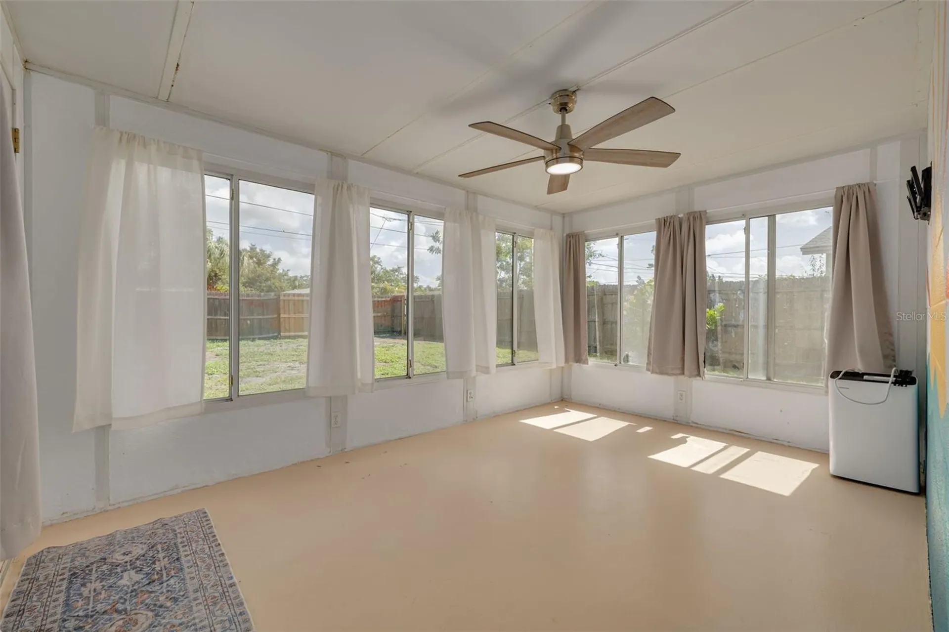 5621 16th Avenue N St Petersburg FL 33710