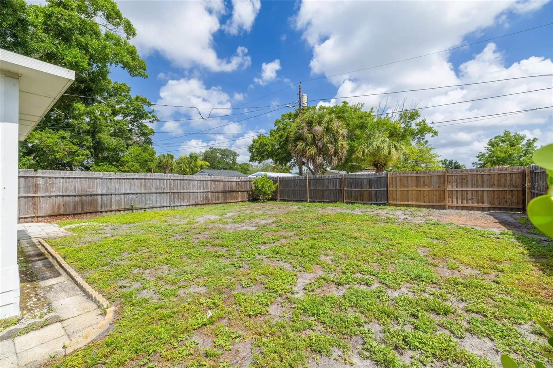 5621 16th Avenue N St Petersburg FL 33710