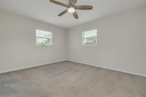 5621 16th Avenue N St Petersburg FL 33710