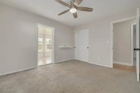 5621 16th Avenue N St Petersburg FL 33710