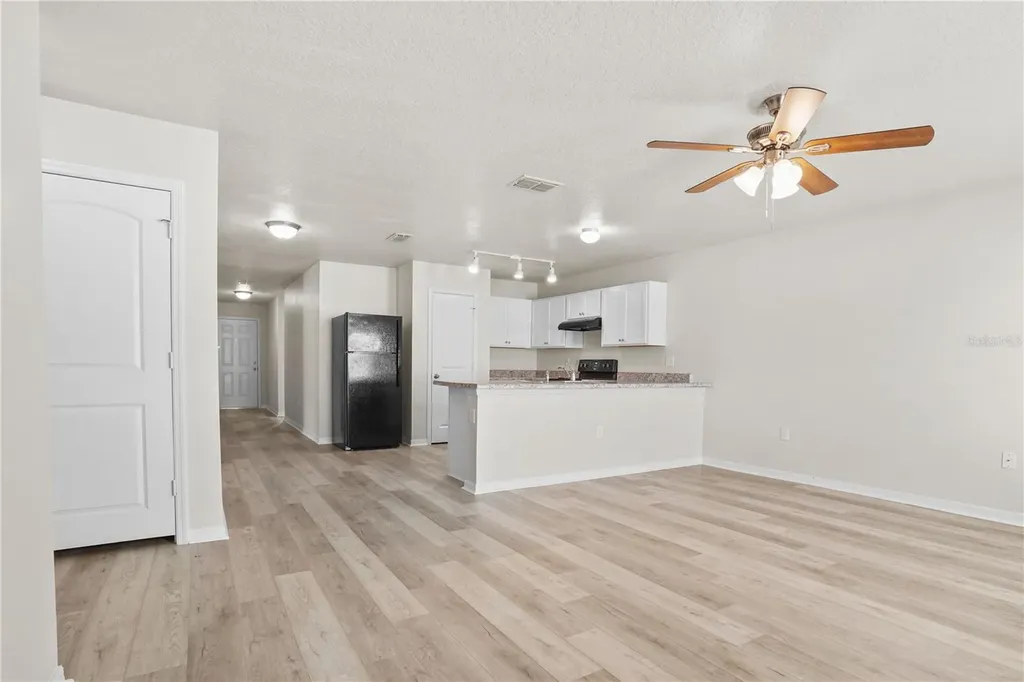 252 Fig Court Kissimmee FL 34759