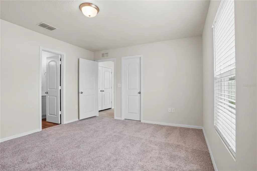 252 Fig Court Kissimmee FL 34759