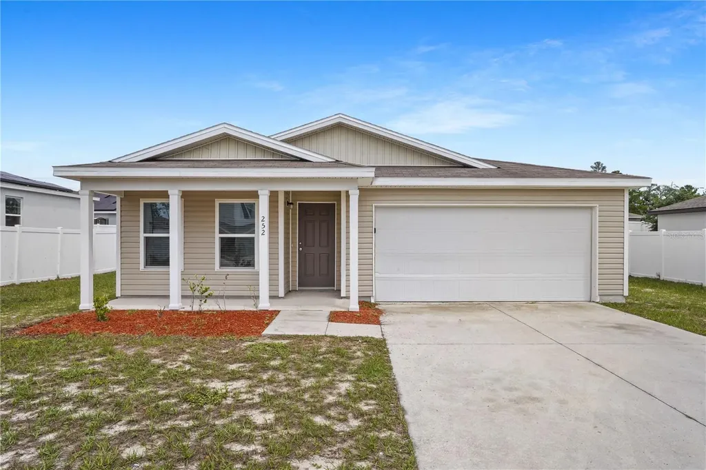 252 Fig Court Kissimmee FL 34759