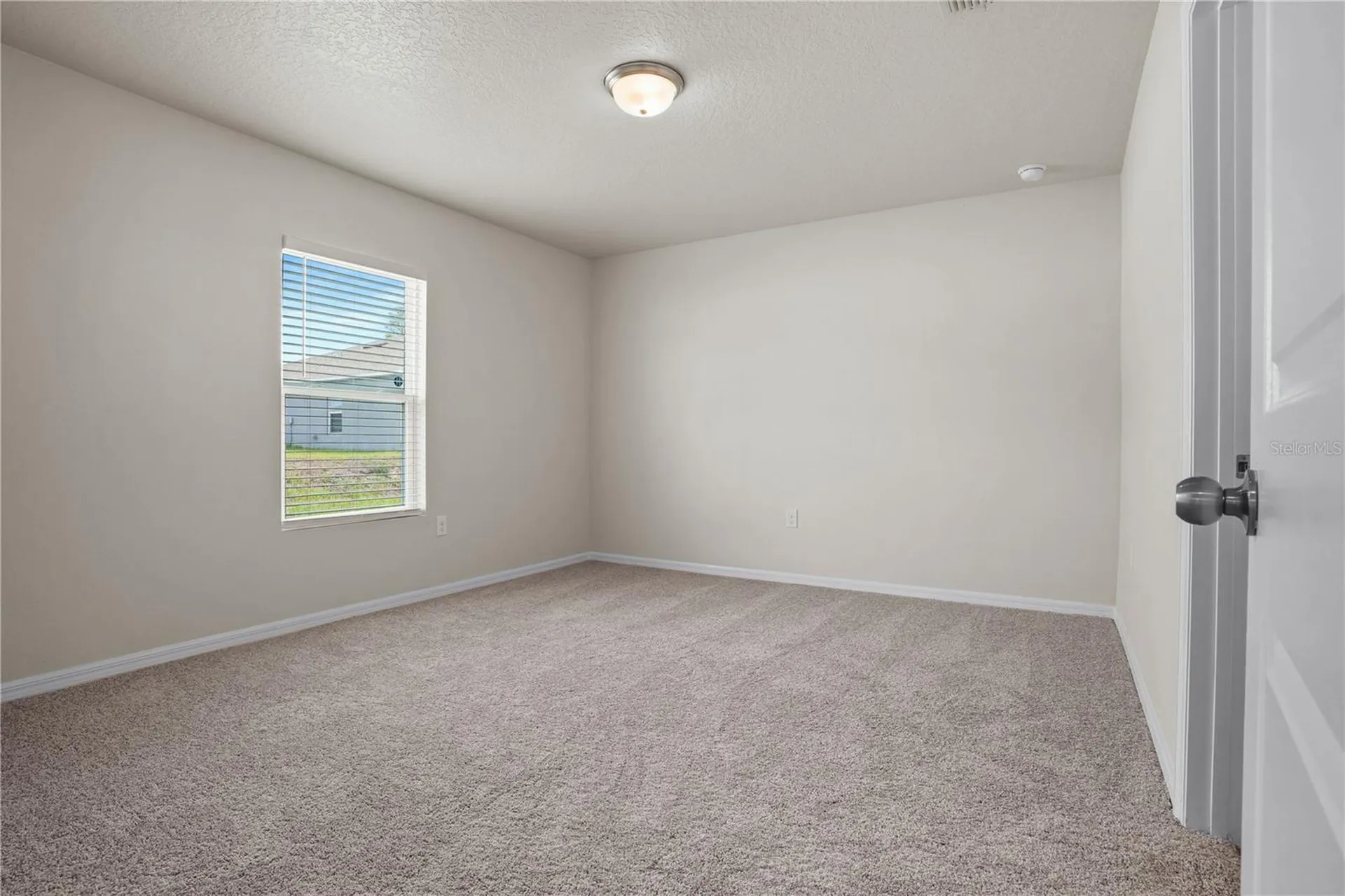 252 Fig Court Kissimmee FL 34759