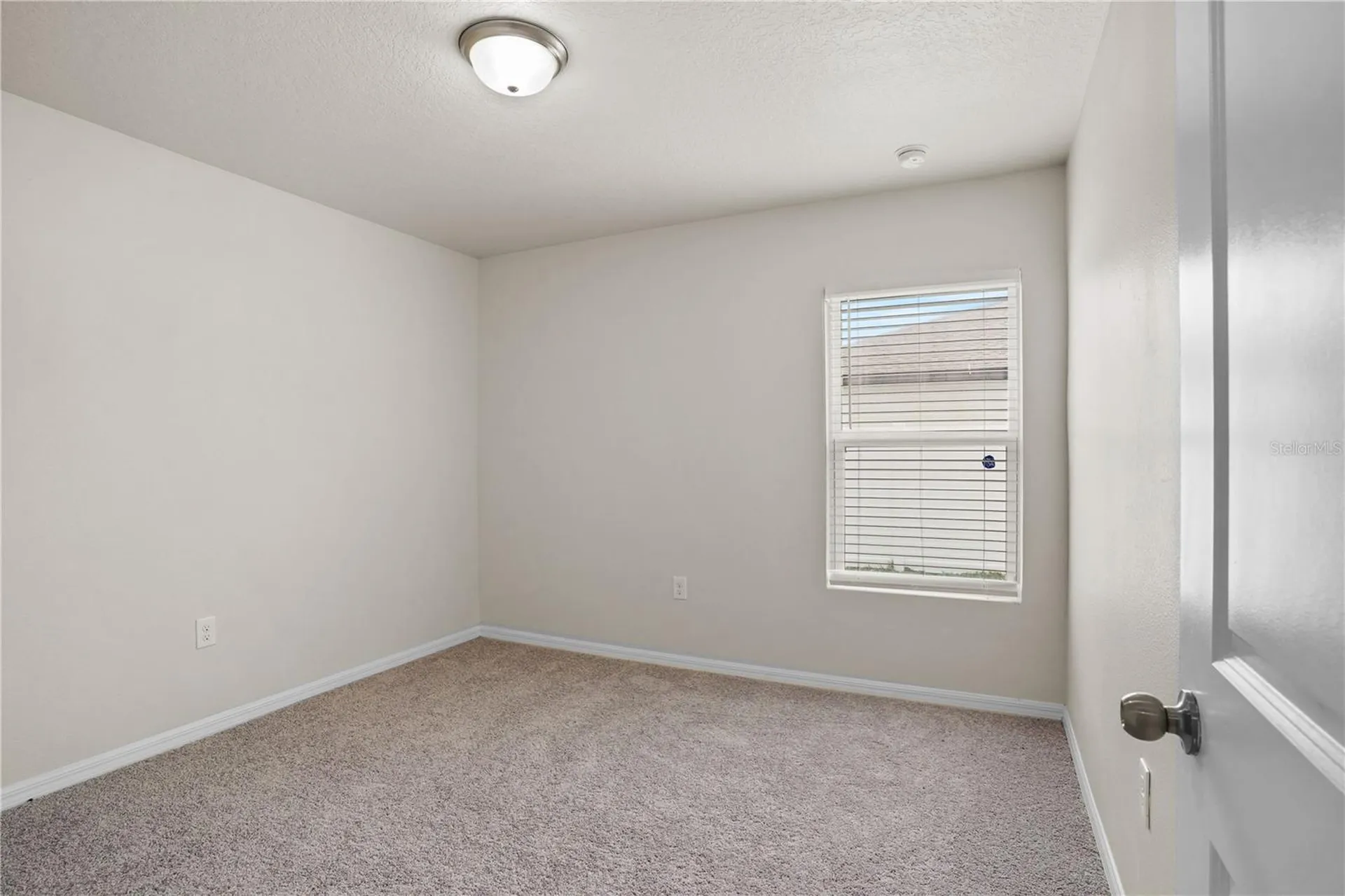 252 Fig Court Kissimmee FL 34759