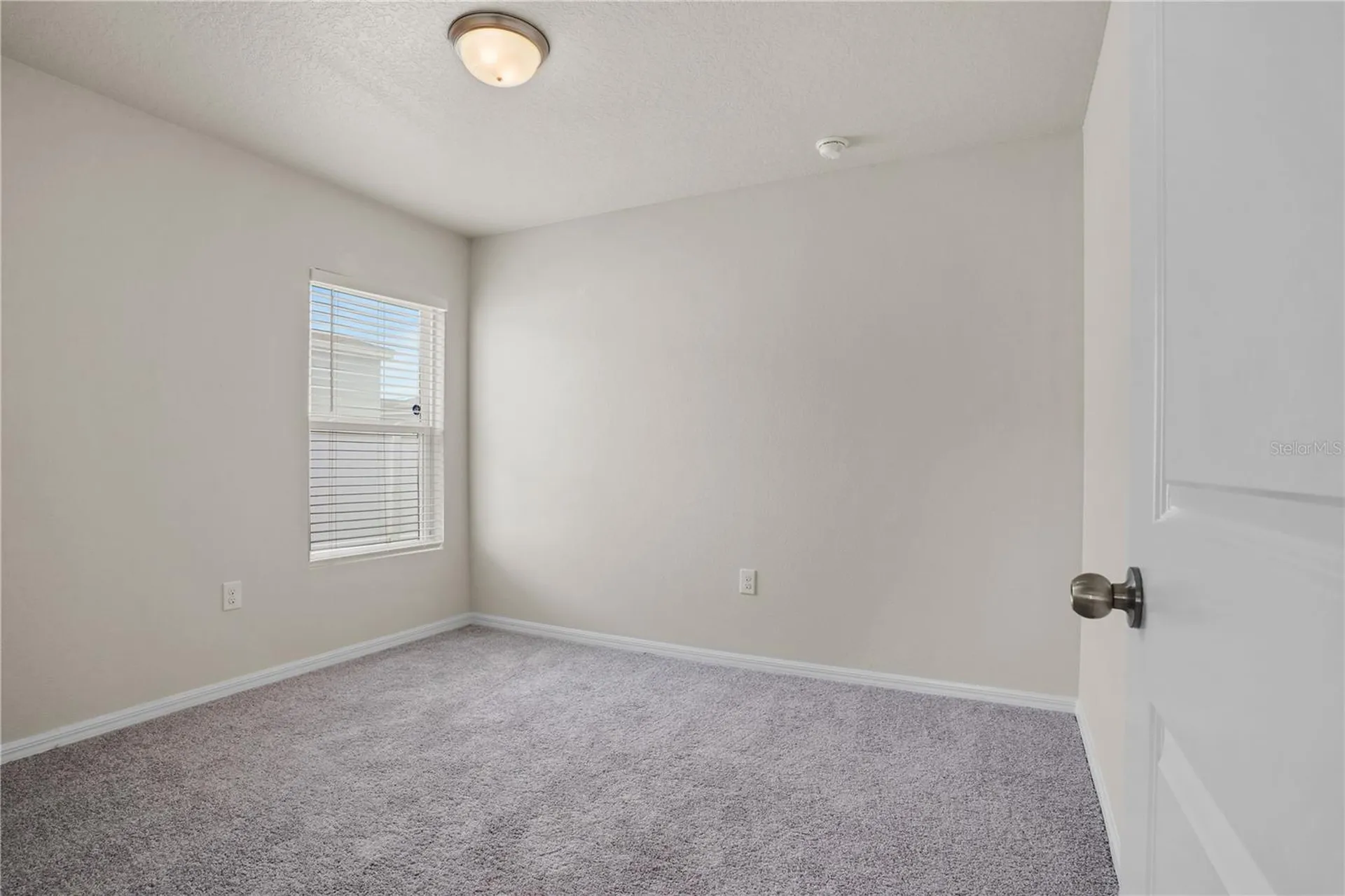 252 Fig Court Kissimmee FL 34759