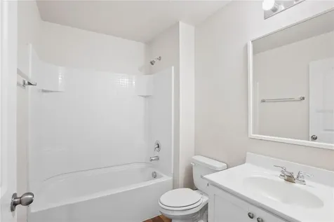 252 Fig Court Kissimmee FL 34759