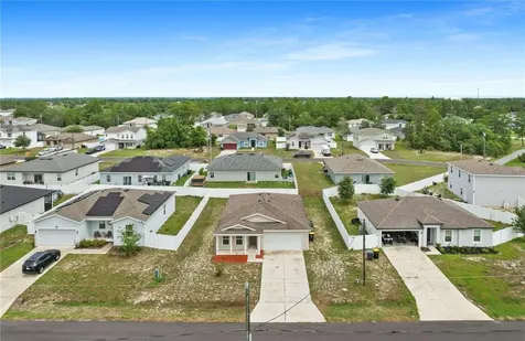 252 Fig Court Kissimmee FL 34759