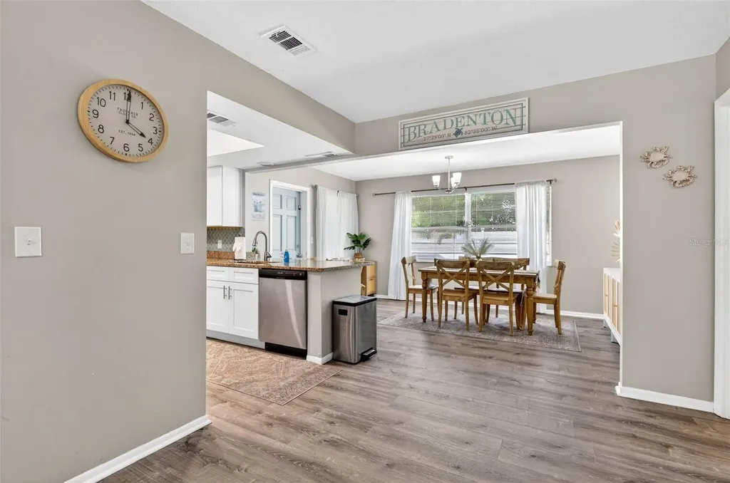 3009 22nd Avenue W Bradenton FL 34205
