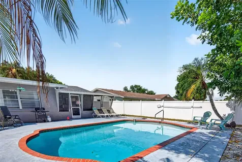 3009 22nd Avenue W Bradenton FL 34205
