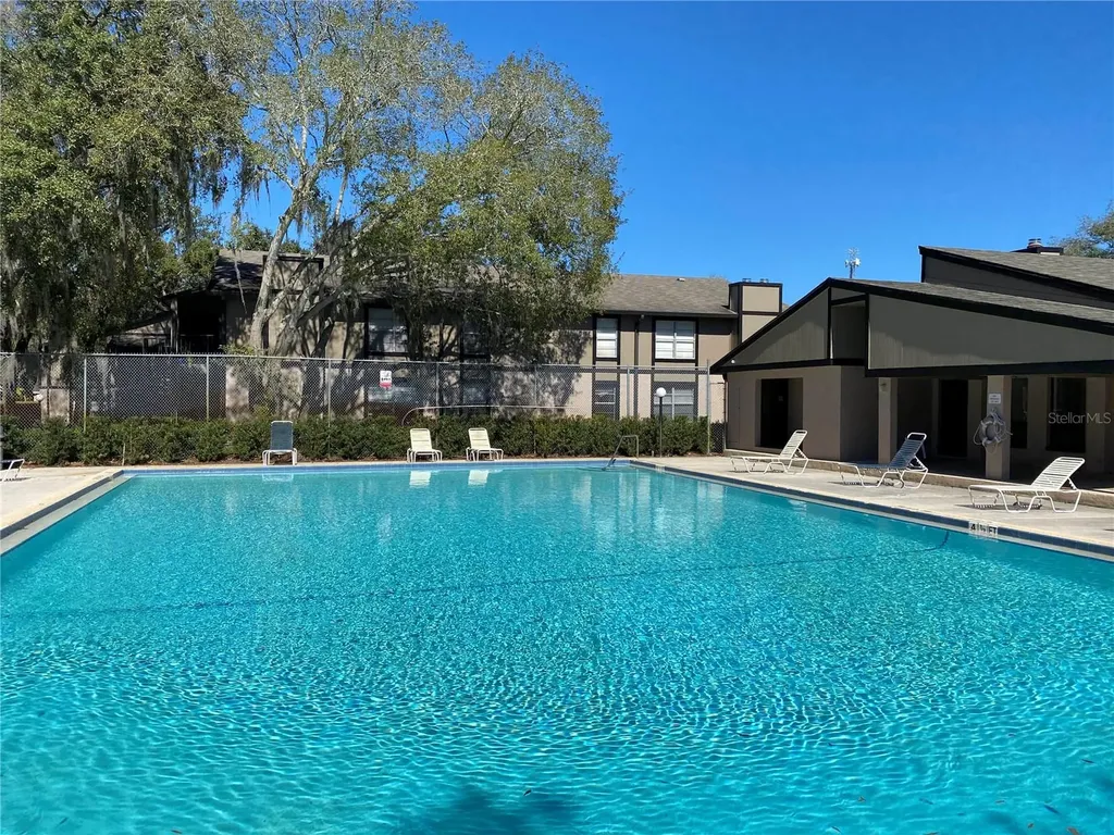 4034 Dream Oak Place Tampa FL 33613