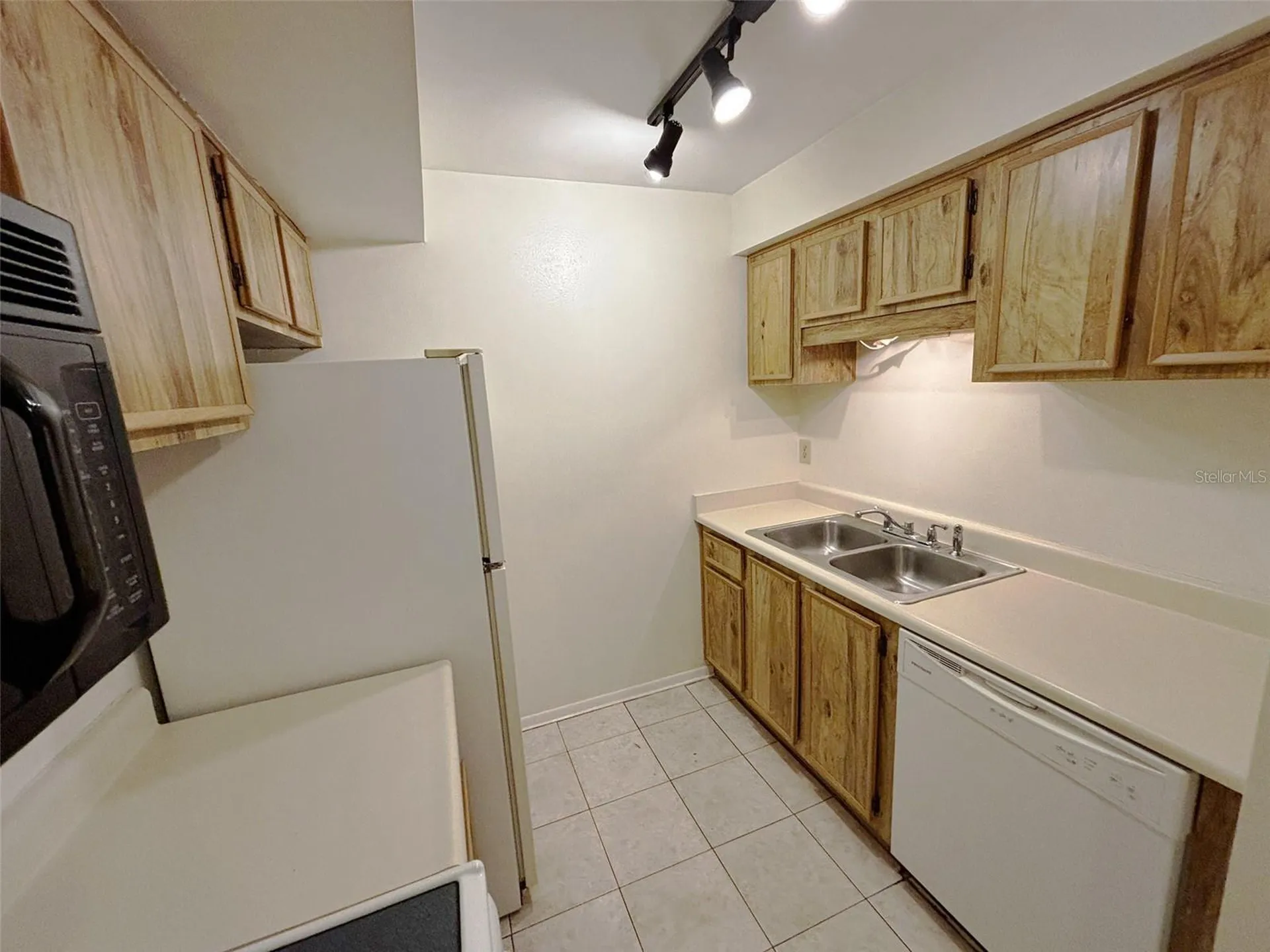 4034 Dream Oak Place Tampa FL 33613