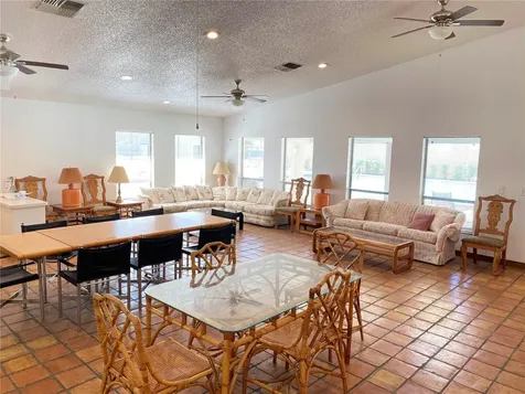 4034 Dream Oak Place Tampa FL 33613