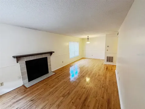 4034 Dream Oak Place Tampa FL 33613
