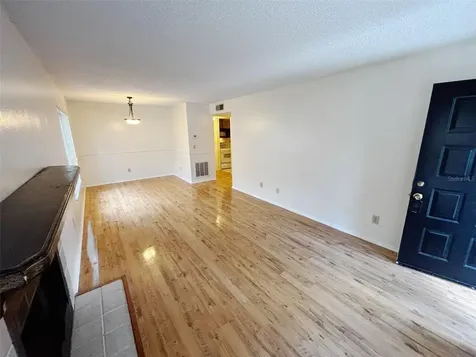 4034 Dream Oak Place Tampa FL 33613