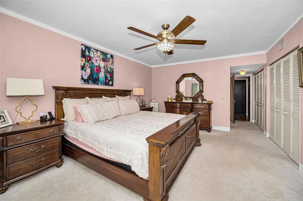 2384 Tahitian Lane Clearwater FL 33763