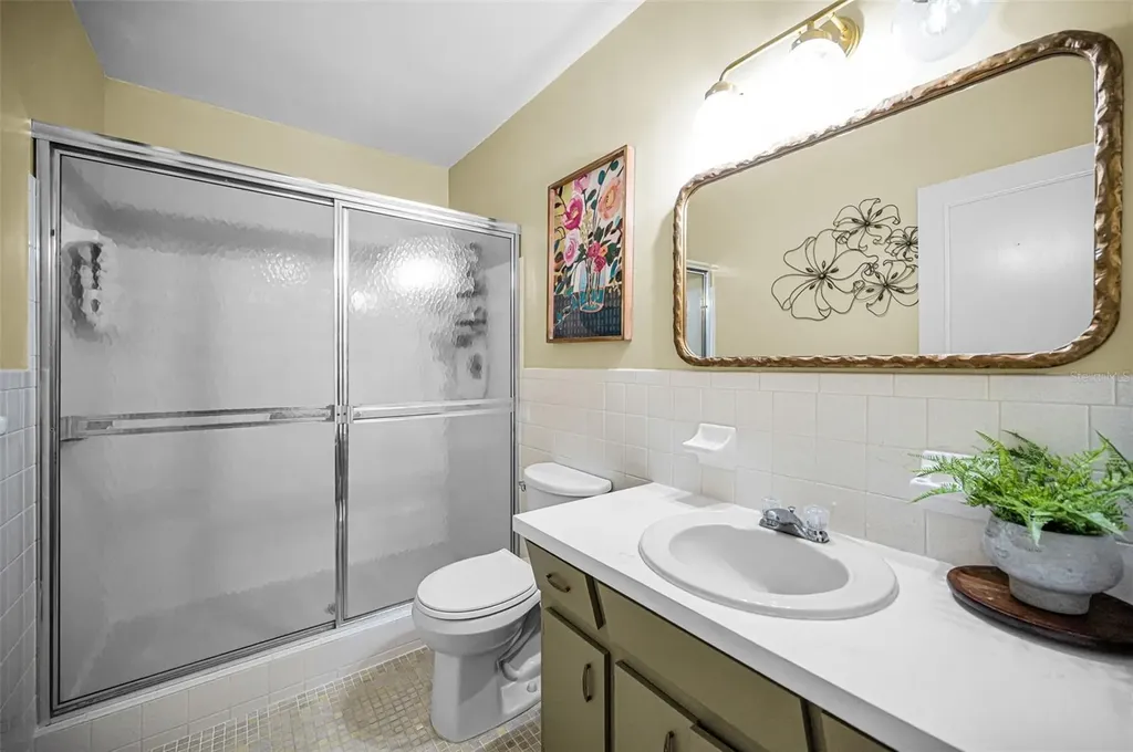 2384 Tahitian Lane Clearwater FL 33763
