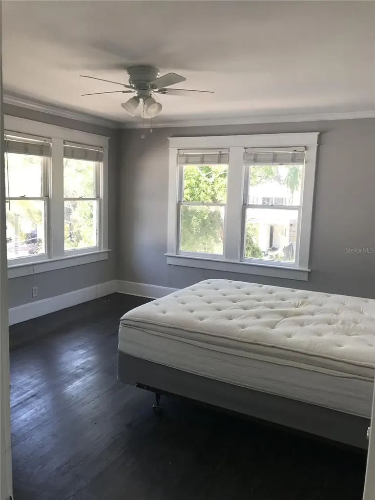 1952 Morrill Street Sarasota FL 34236