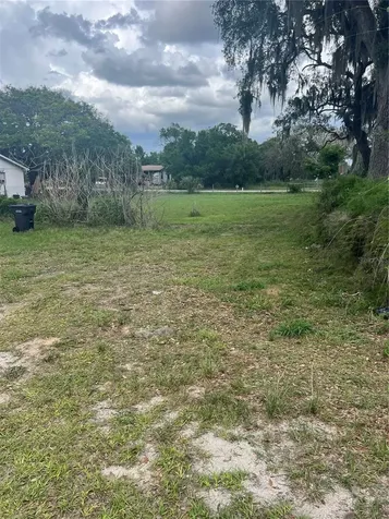 Shady Oak Avenue Lake Wales FL 33898