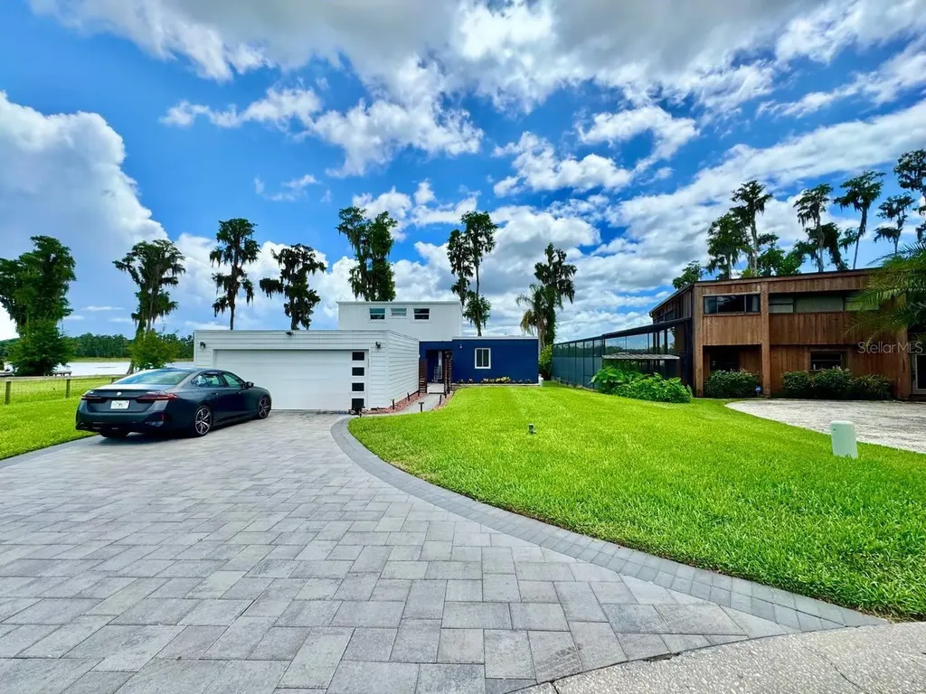 18200 Cypress Cove Lane Lutz FL 33549