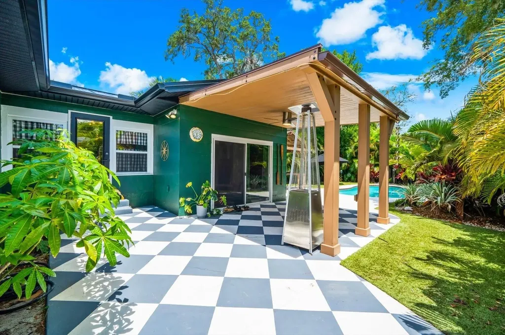 1144 Charles Street Clearwater FL 33755