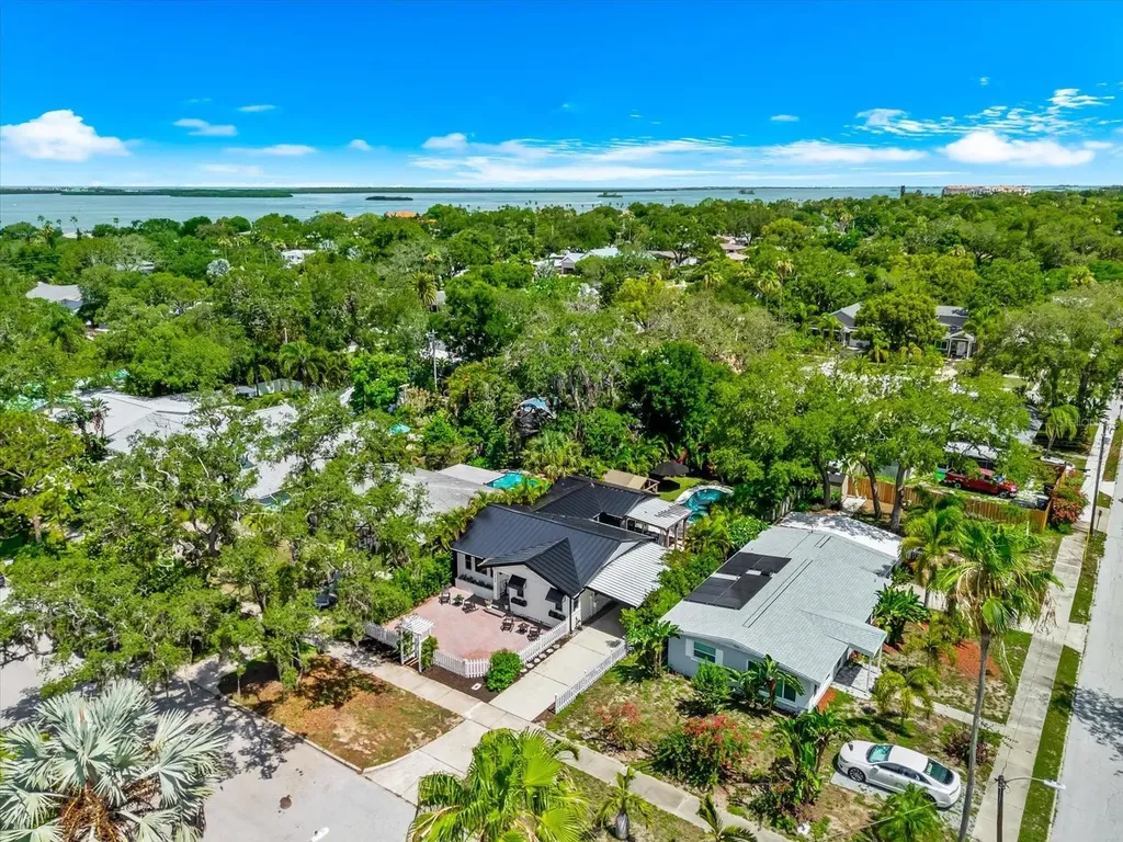 1144 Charles Street Clearwater FL 33755