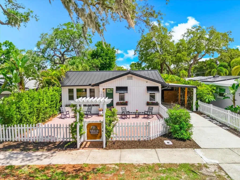 1144 Charles Street Clearwater FL 33755