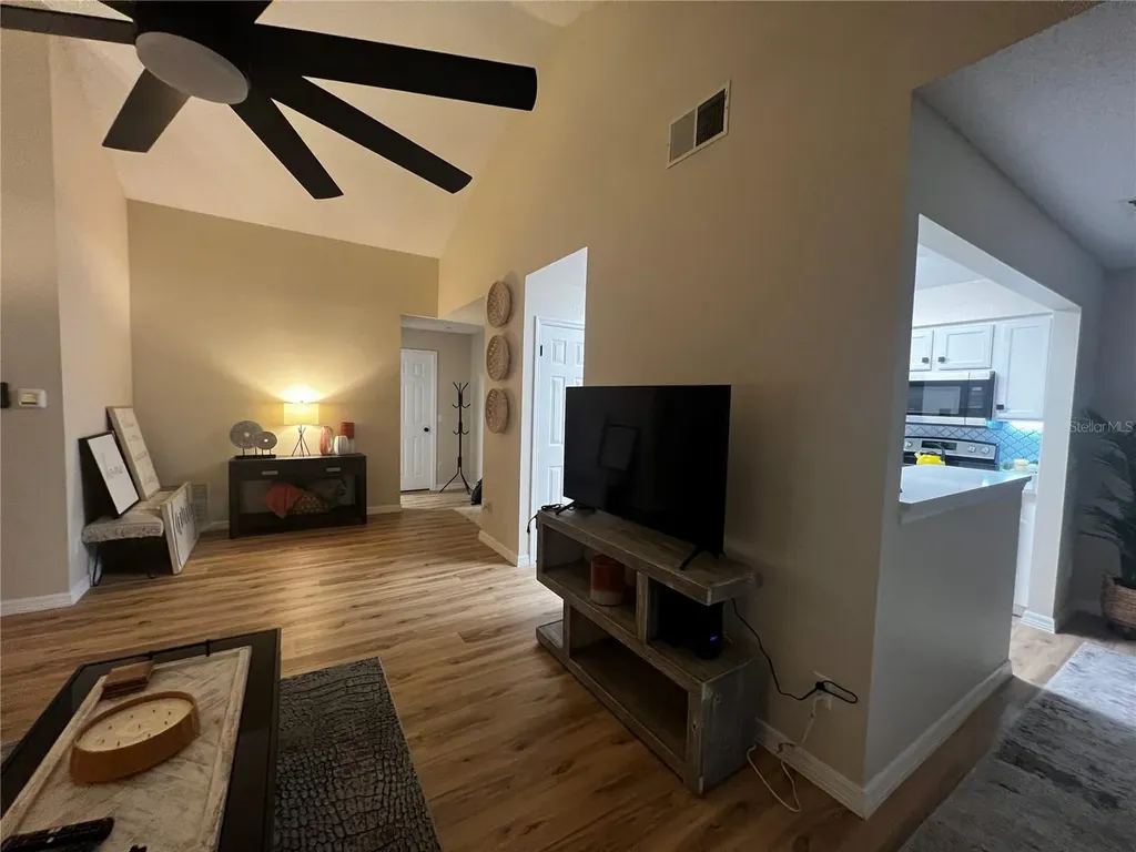 821 Loch Calder Apopka FL 32712
