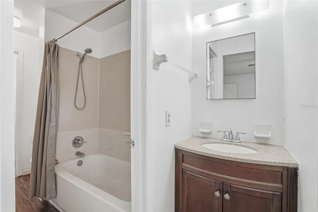 109 S Lauber Way Tampa FL 33609