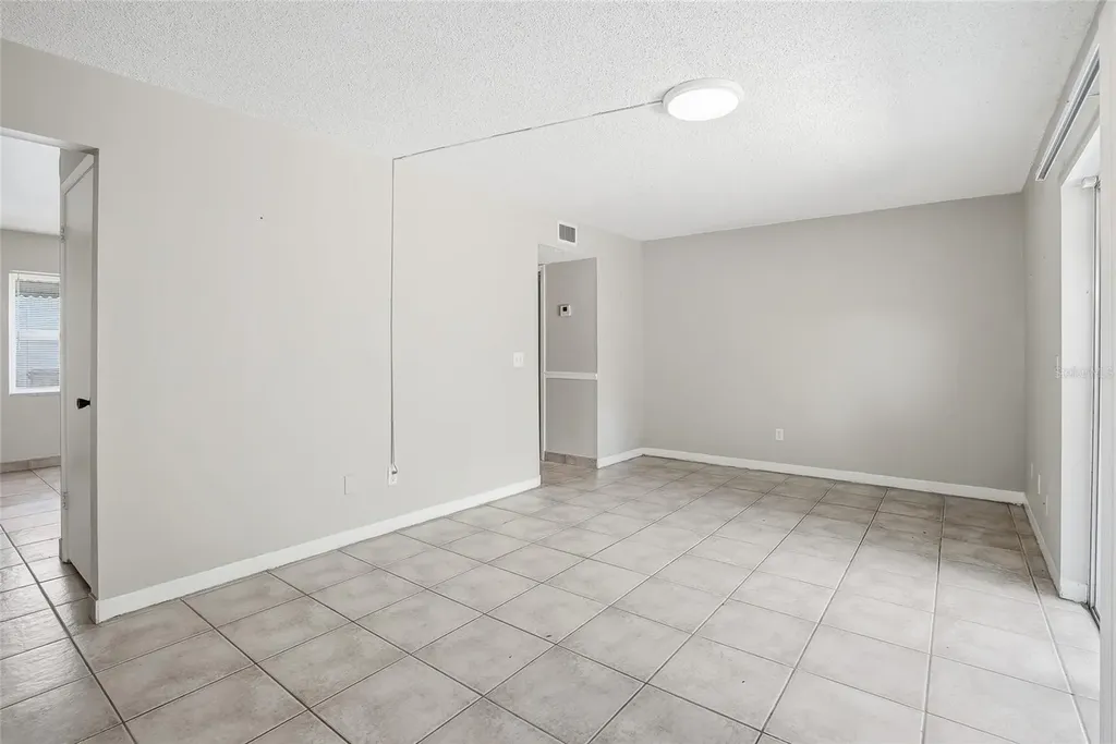 109 S Lauber Way Tampa FL 33609