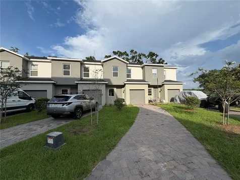 1209 Southstation Place Orlando FL 32827