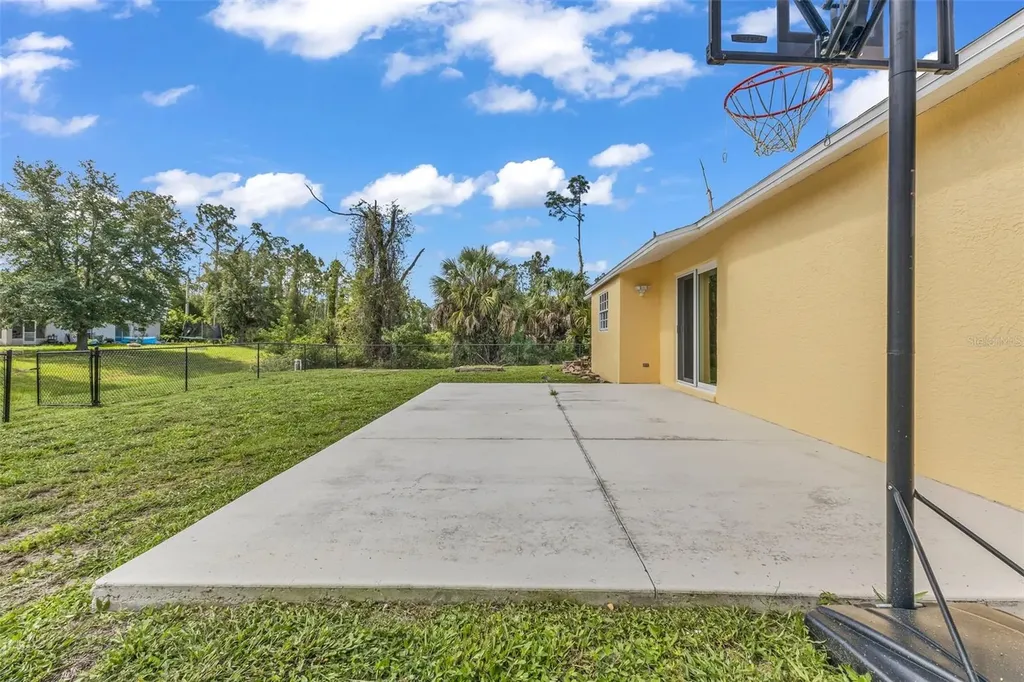 1160 Nucelli Road North Port FL 34288
