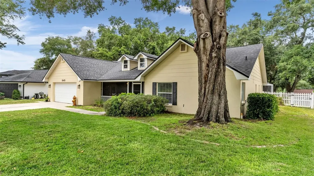 545 Hunters Run Boulevard Lakeland FL 33809