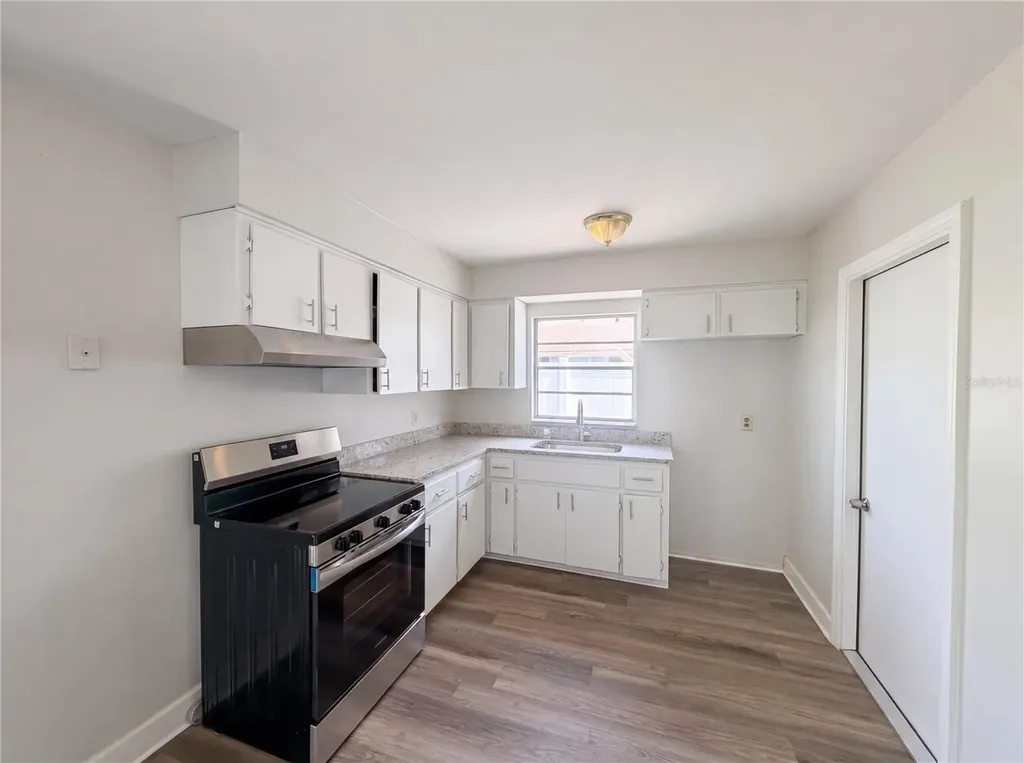 1114 N Forrest Avenue Kissimmee FL 34741