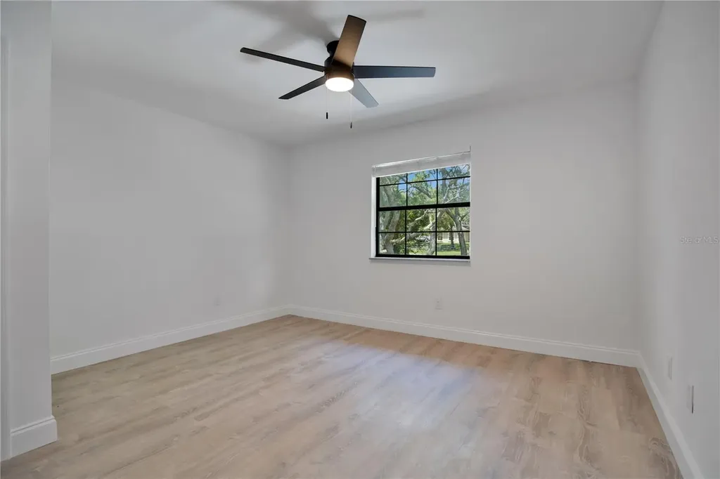 42111 Chinaberry Court Eustis FL 32736