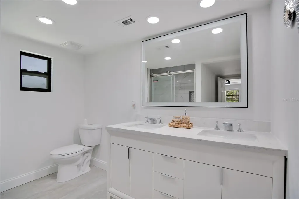 42111 Chinaberry Court Eustis FL 32736