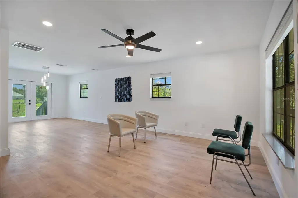 42111 Chinaberry Court Eustis FL 32736