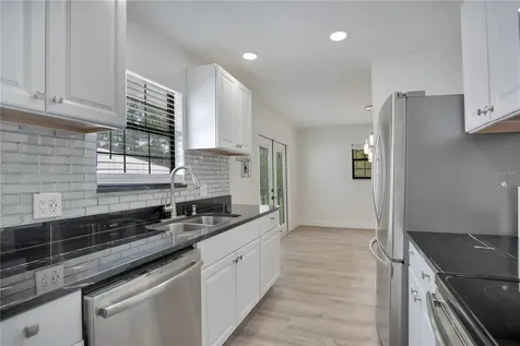 42111 Chinaberry Court Eustis FL 32736