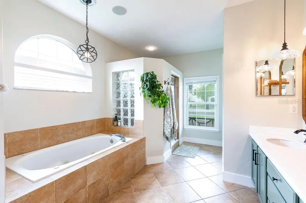 11921 NW 12th Avenue Gainesville FL 32606