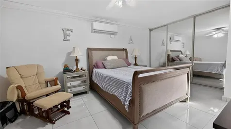 248 Calle Trinitaria, Ciudad Jardín Carolina PR 00987