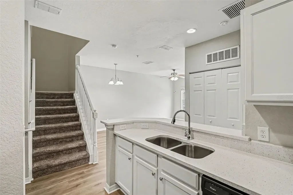 2586 Grand Central Parkway Orlando FL 32839
