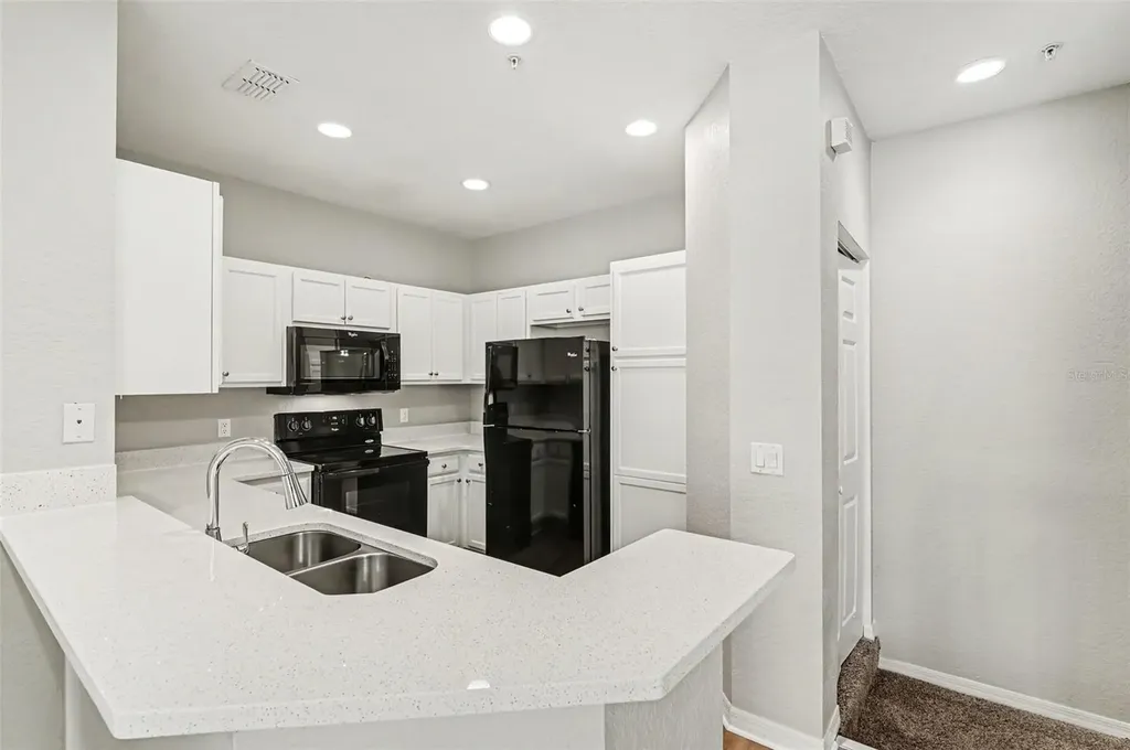 2586 Grand Central Parkway Orlando FL 32839