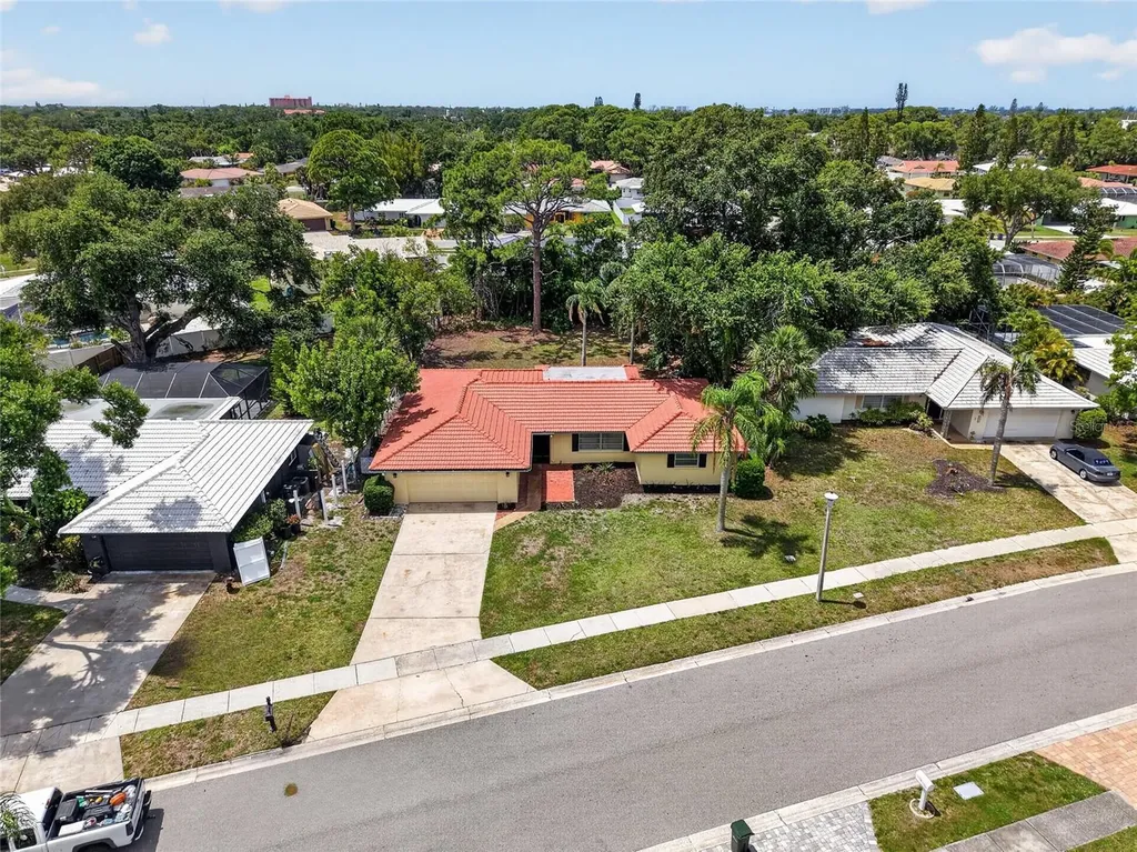 2508 Cardwell Way Sarasota FL 34231