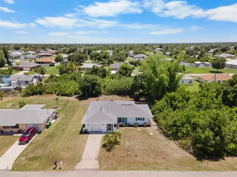 10123 Melanie Avenue Englewood FL 34224
