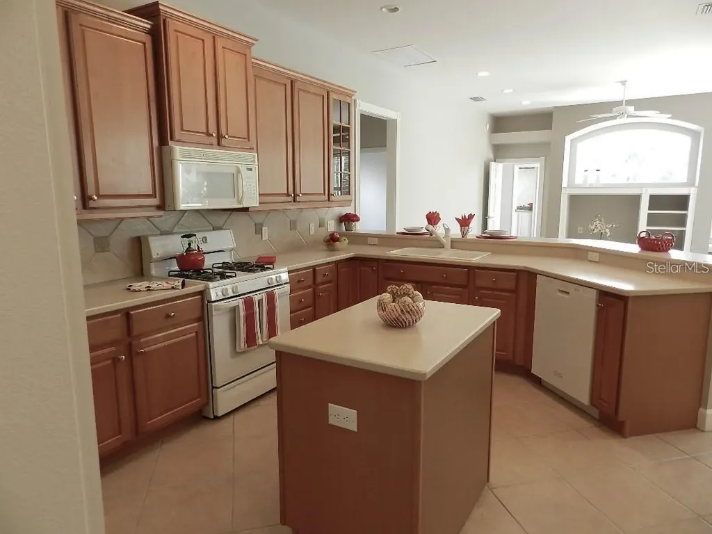 13335 Purple Finch Circle Bradenton FL 34202
