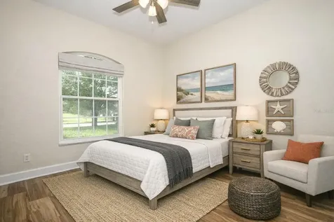 16 Oakland Pointe Circle Oakland FL 34760