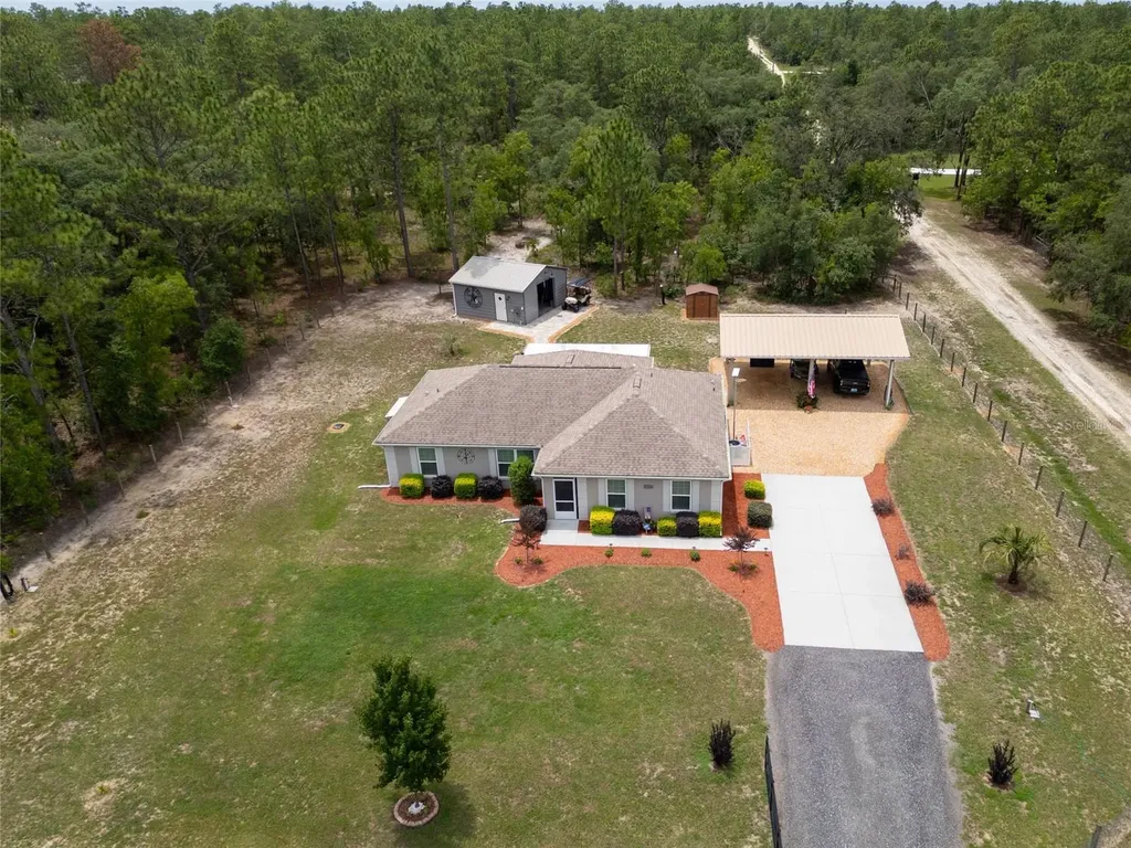 12368 SW 81st Street Dunnellon FL 34432