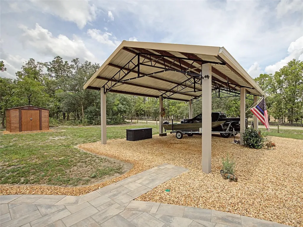 12368 SW 81st Street Dunnellon FL 34432