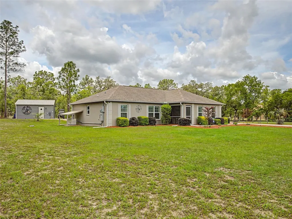 12368 SW 81st Street Dunnellon FL 34432